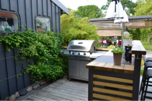 Outdoor Kitchens